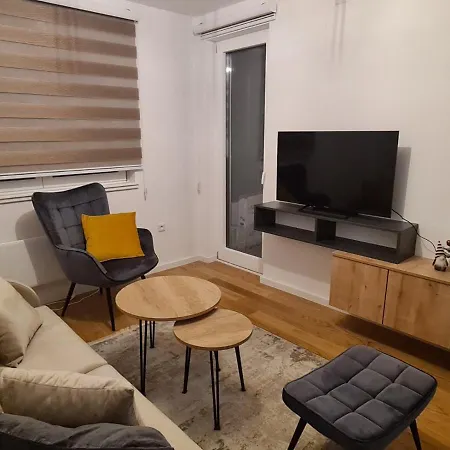 Apartman Lumi L5 A19 *