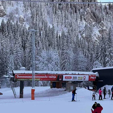 Lumi L5 A19 Apartman Jahorina